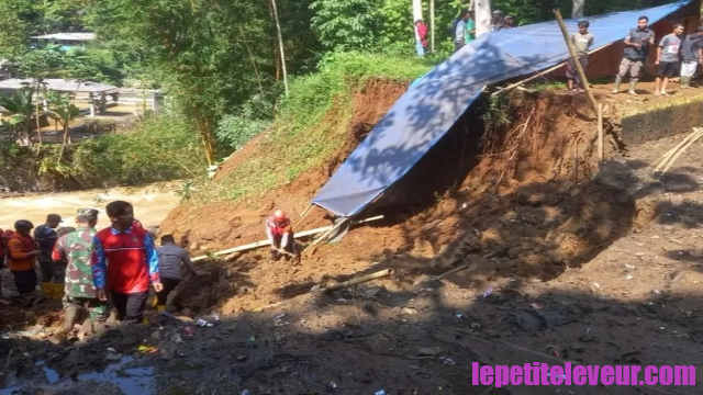 Kolam Pemancingan Puncak Bogor Longsor, Tiga Orang Tewas, Satu Orang Hilang